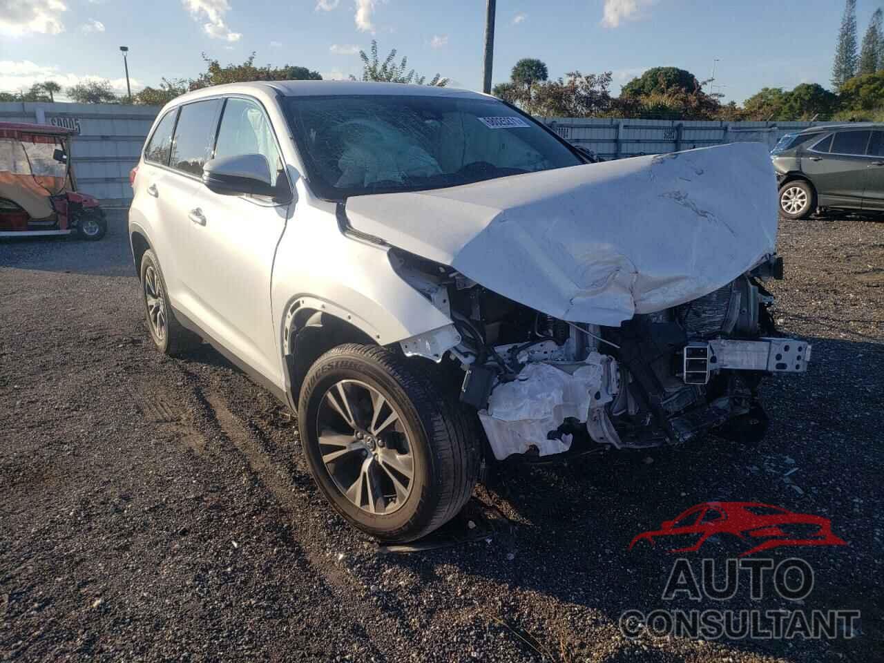 TOYOTA HIGHLANDER 2019 - 5TDZARFH8KS056905