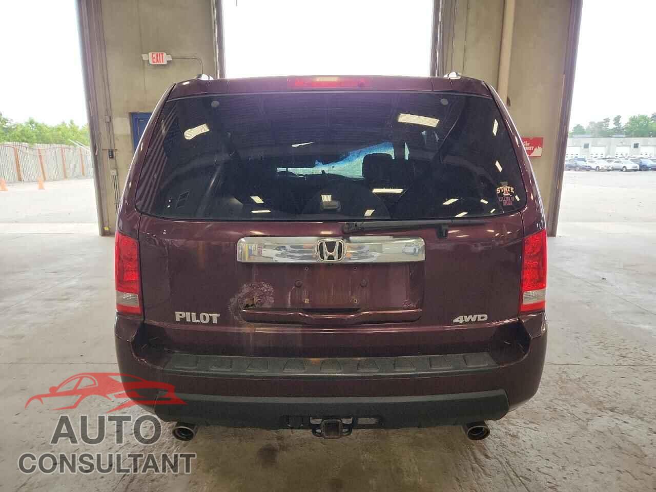 HONDA PILOT 2011 - 5FNYF4H52BB018741