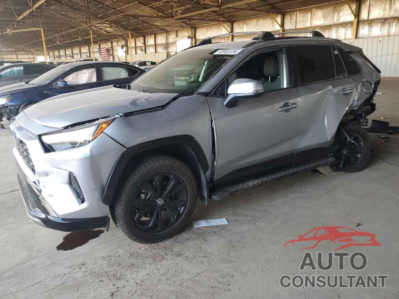 TOYOTA RAV4 2024 - JTM16RFV3RD136963