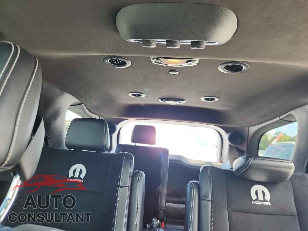 DODGE DURANGO 2018 - 1C4SDJGJ8JC456796