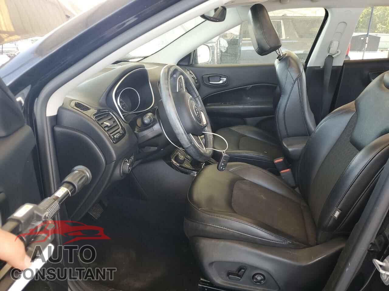 JEEP COMPASS 2019 - 3C4NJDBB2KT623165