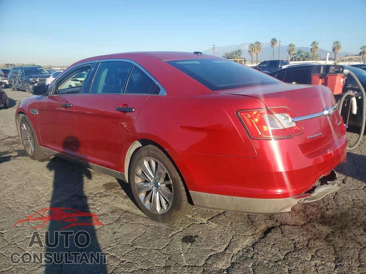 FORD TAURUS 2011 - 1FAHP2FW2BG104639
