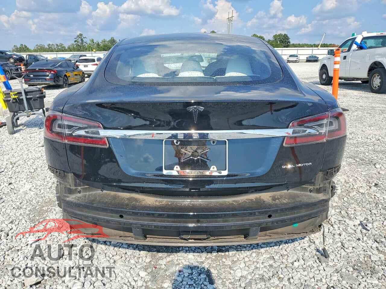 TESLA MODEL S 2021 - 5YJSA1E2XMF426047