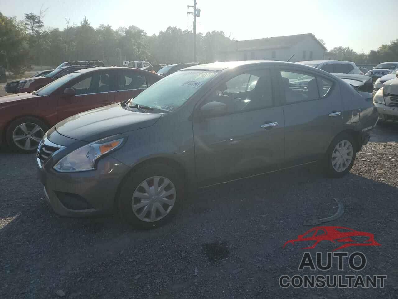 NISSAN VERSA 2019 - 3N1CN7AP3KL844870