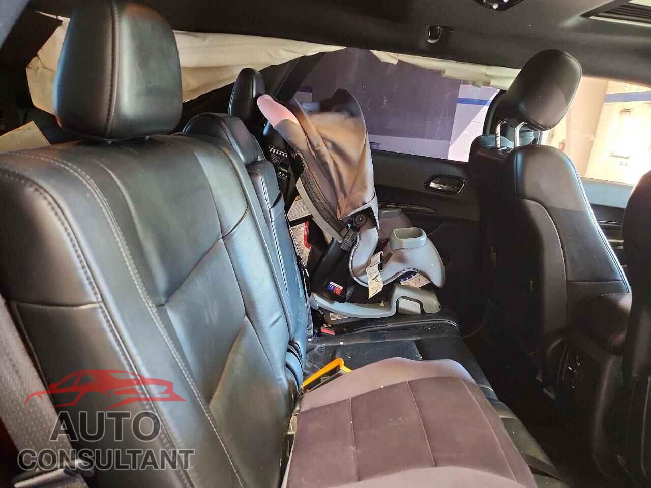 DODGE DURANGO 2021 - 1C4RDJDG0MC574725