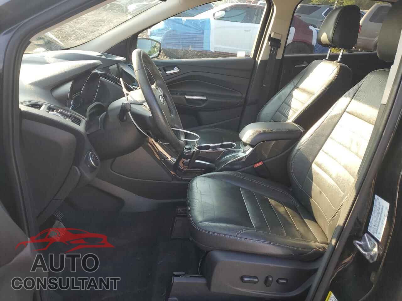 FORD ESCAPE 2015 - 1FMCU9JX4FUB44973