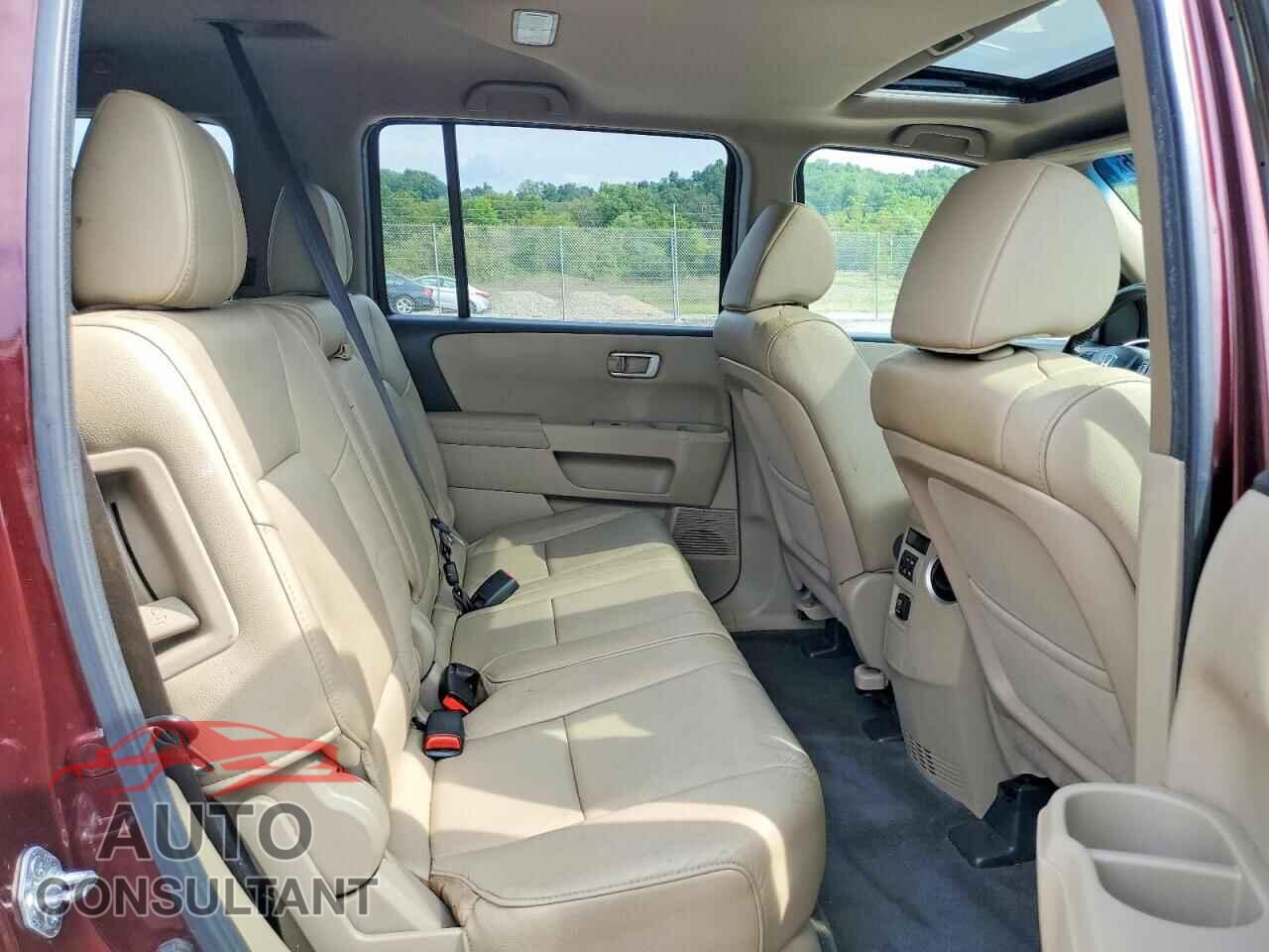 HONDA PILOT 2012 - 5FNYF4H58CB080226