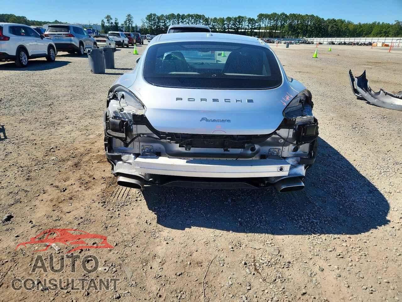 PORSCHE PANAMERA 2016 - WP0AA2A7XGL006552