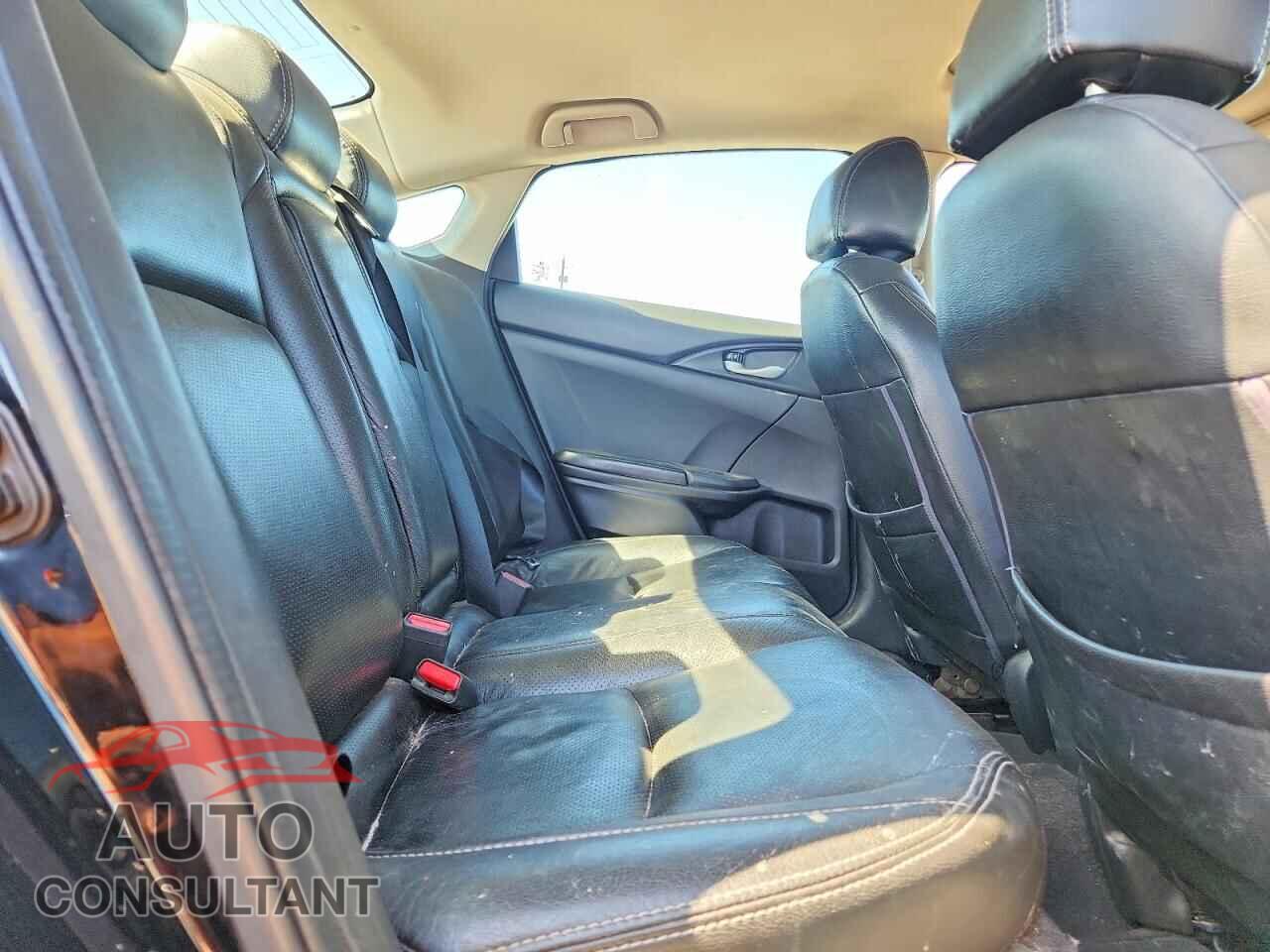 HONDA CIVIC 2016 - 19XFC2F88GE222006