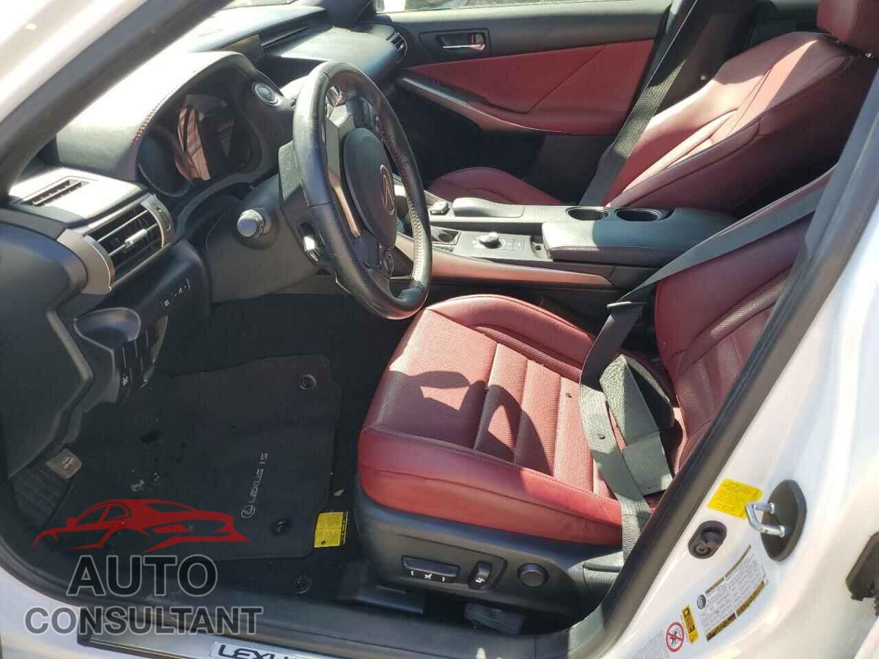LEXUS IS 2016 - JTHBA1D29G5025174