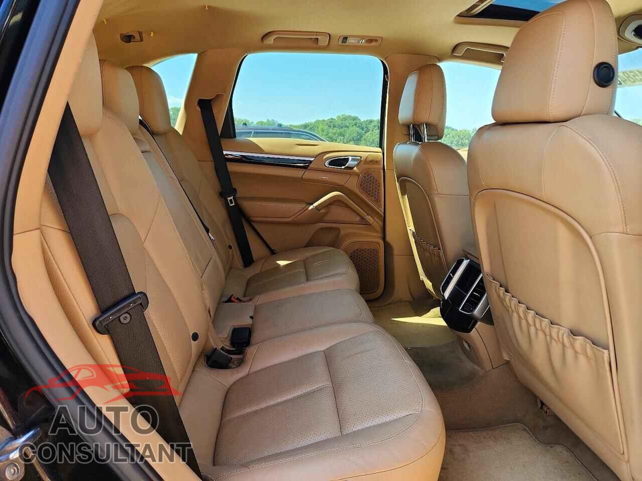 PORSCHE CAYENNE 2012 - WP1AA2A21CLA12687
