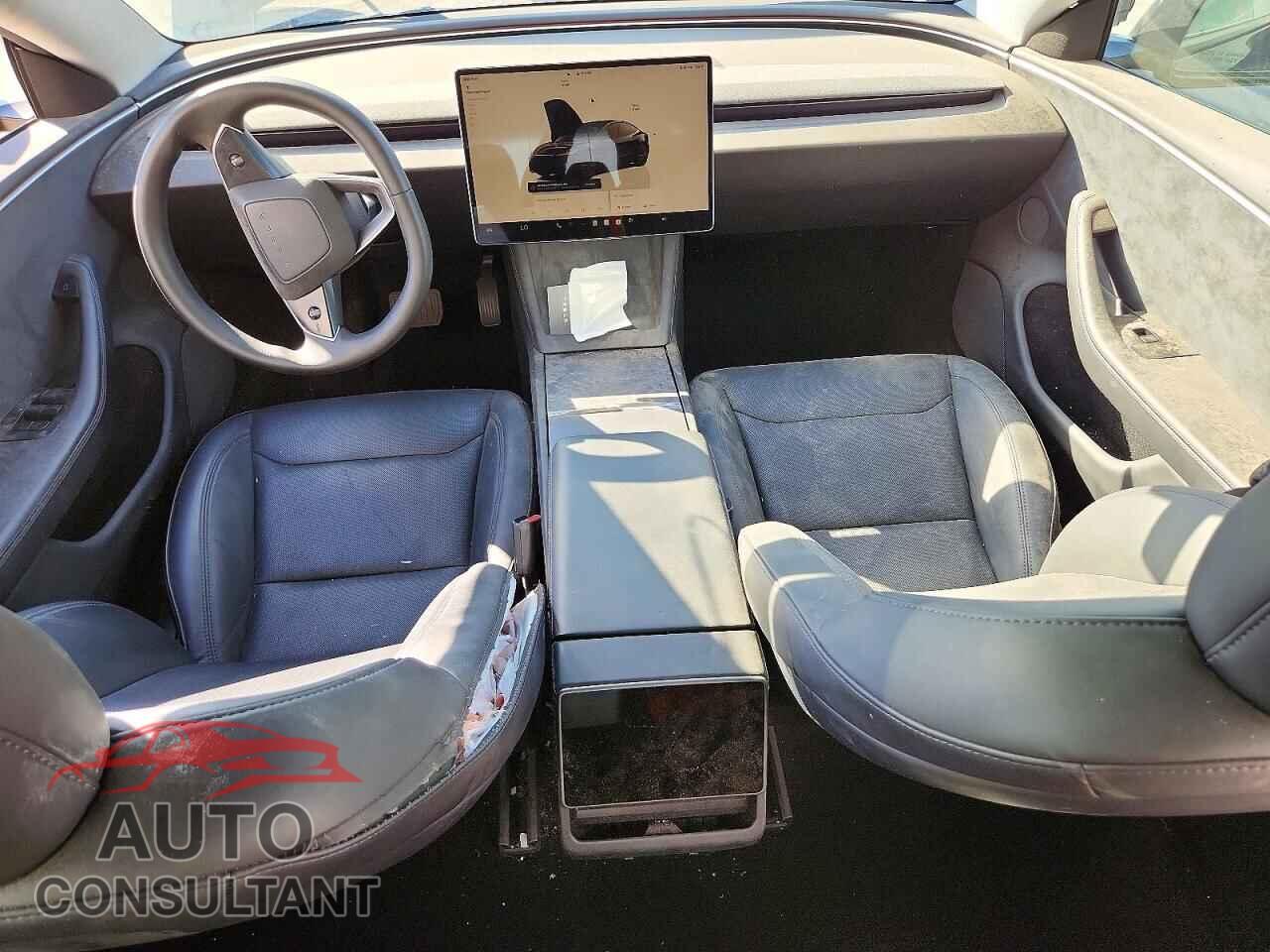 TESLA MODEL 3 2024 - 5YJ3E1EB4RF819591