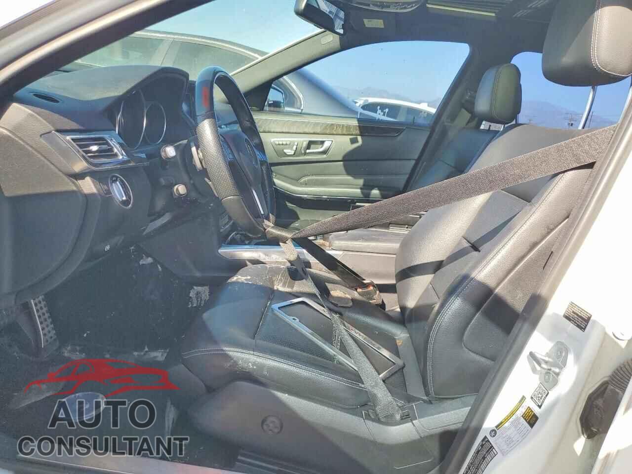 MERCEDES-BENZ E-CLASS 2015 - WDDHF5KB7FB109149
