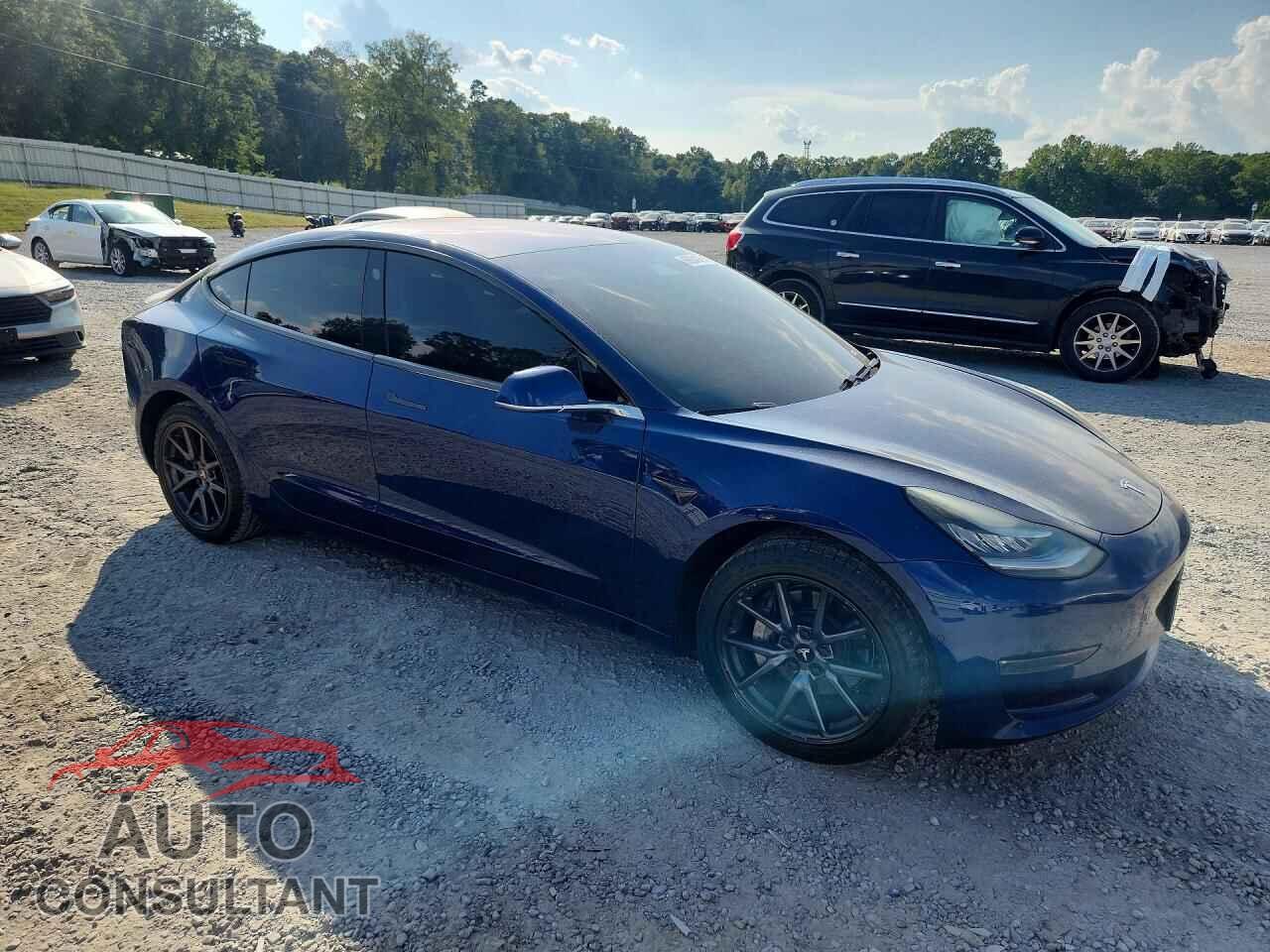 TESLA MODEL 3 2019 - 5YJ3E1EA4KF299647