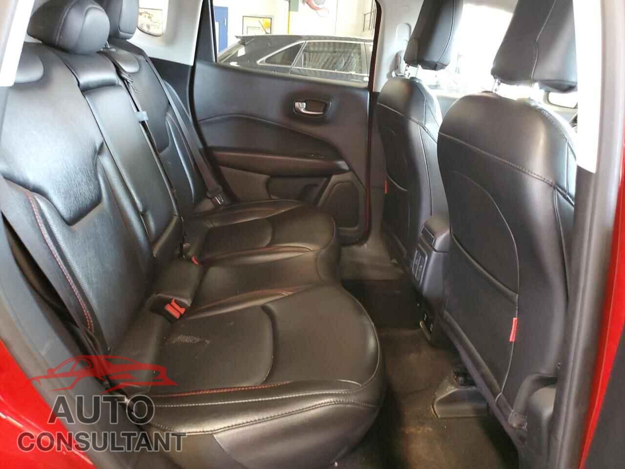 JEEP COMPASS 2020 - 3C4NJDDB2LT221581