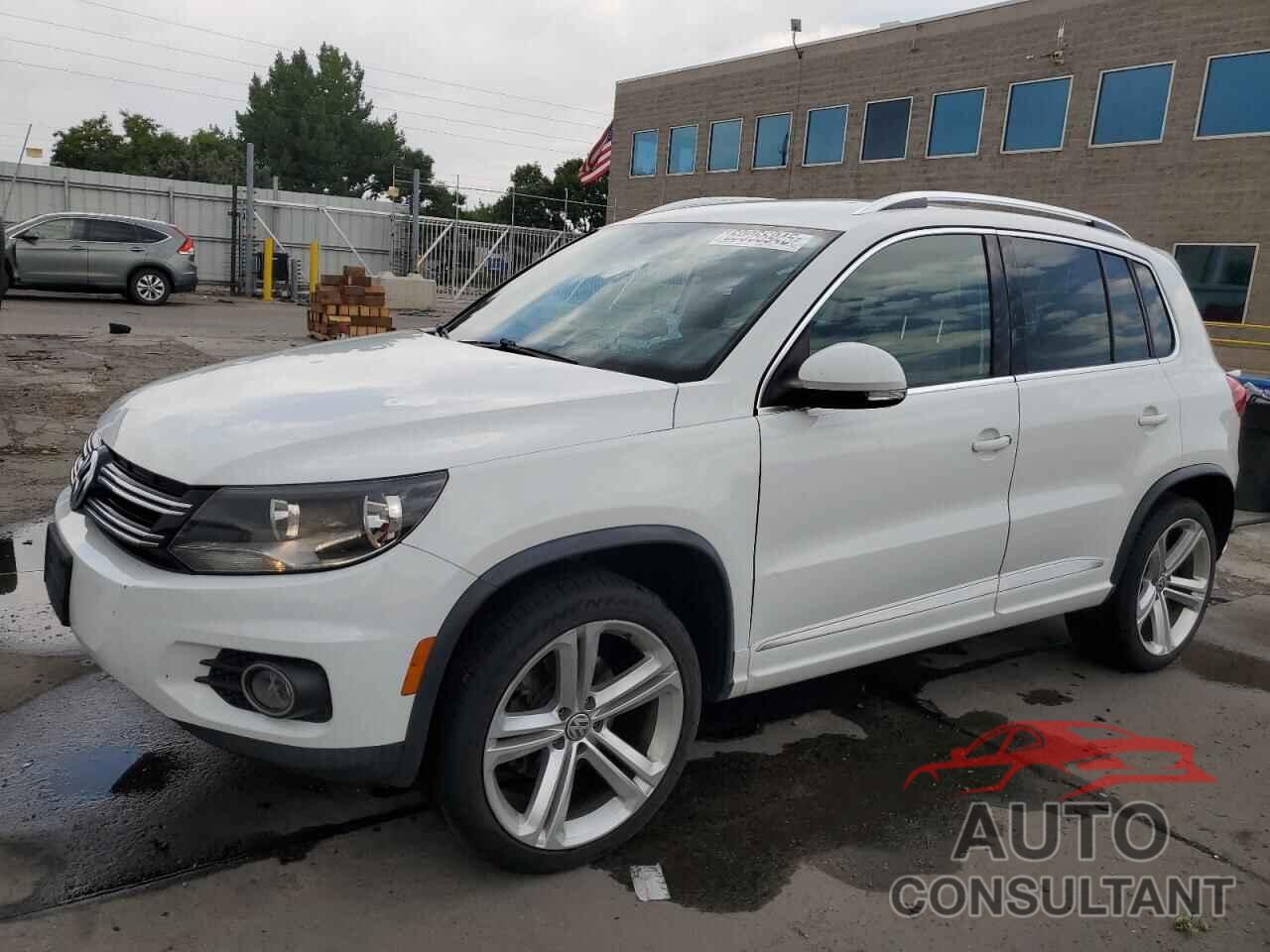 VOLKSWAGEN TIGUAN 2016 - WVGBV7AX3GW082274