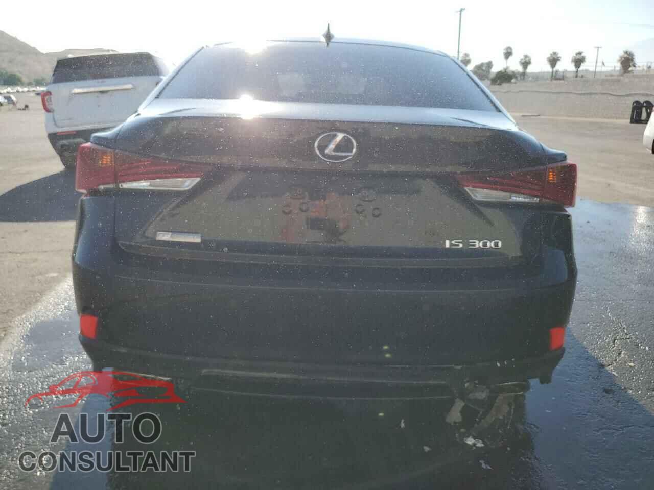 LEXUS IS 2018 - JTHBA1D22J5064132