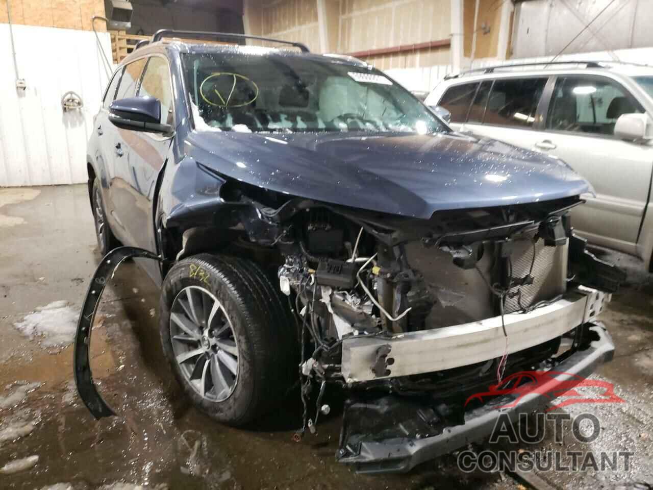 TOYOTA HIGHLANDER 2019 - 5TDJZRFH4KS722874