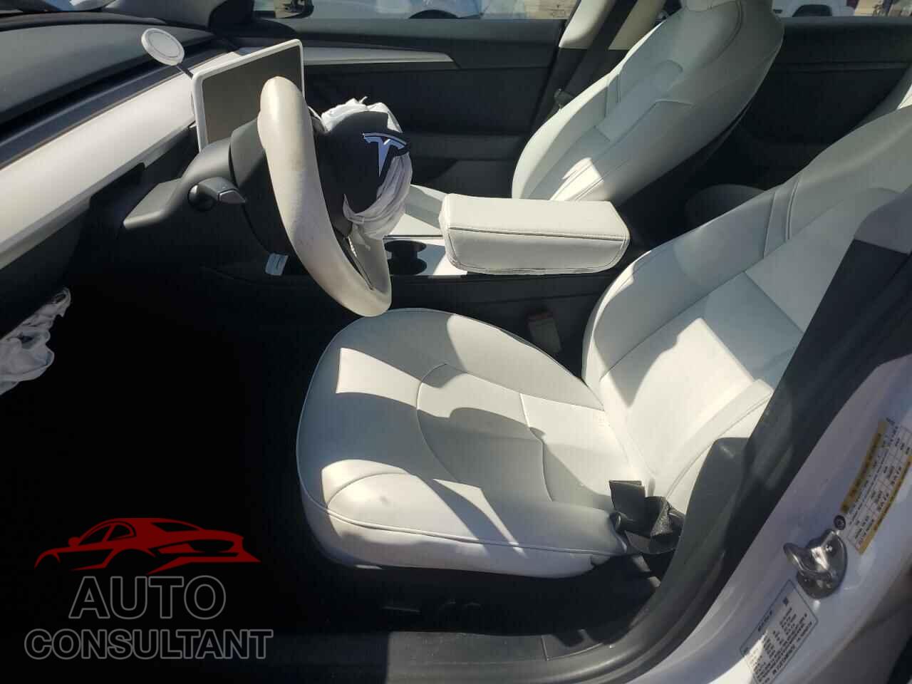 TESLA MODEL 3 2021 - 5YJ3E1EA4MF046752
