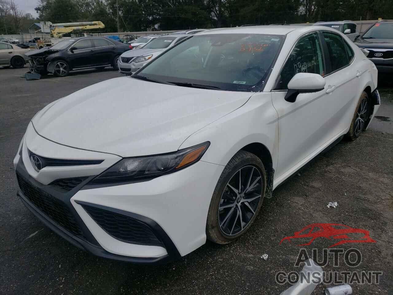 TOYOTA CAMRY 2021 - 4T1G11AK7MU473941