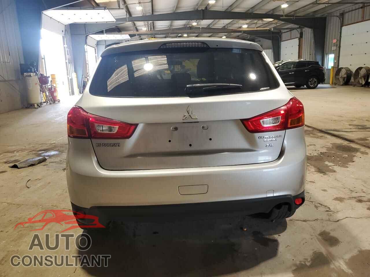 MITSUBISHI OUTLANDER 2015 - 4A4AR3AW6FE032504