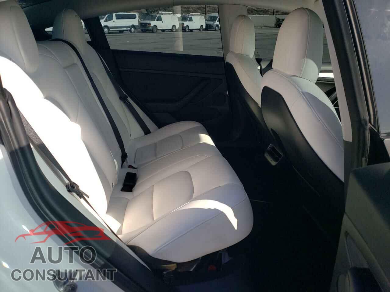 TESLA MODEL 3 2021 - 5YJ3E1EAXMF046741
