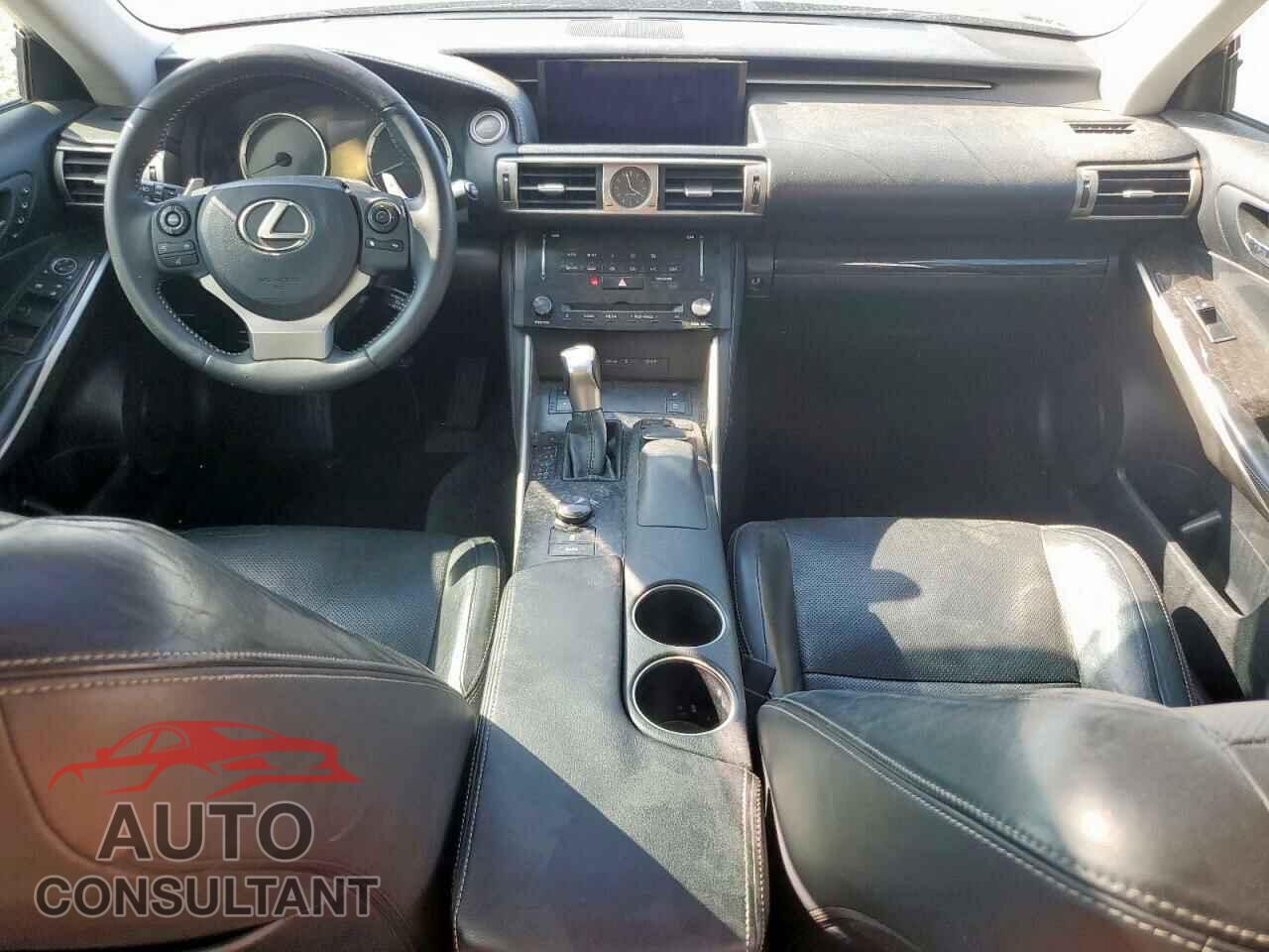 LEXUS IS 2014 - JTHCF1D24E5001514