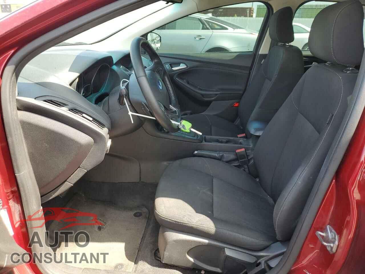 FORD FOCUS 2016 - 1FADP3K26GL225535