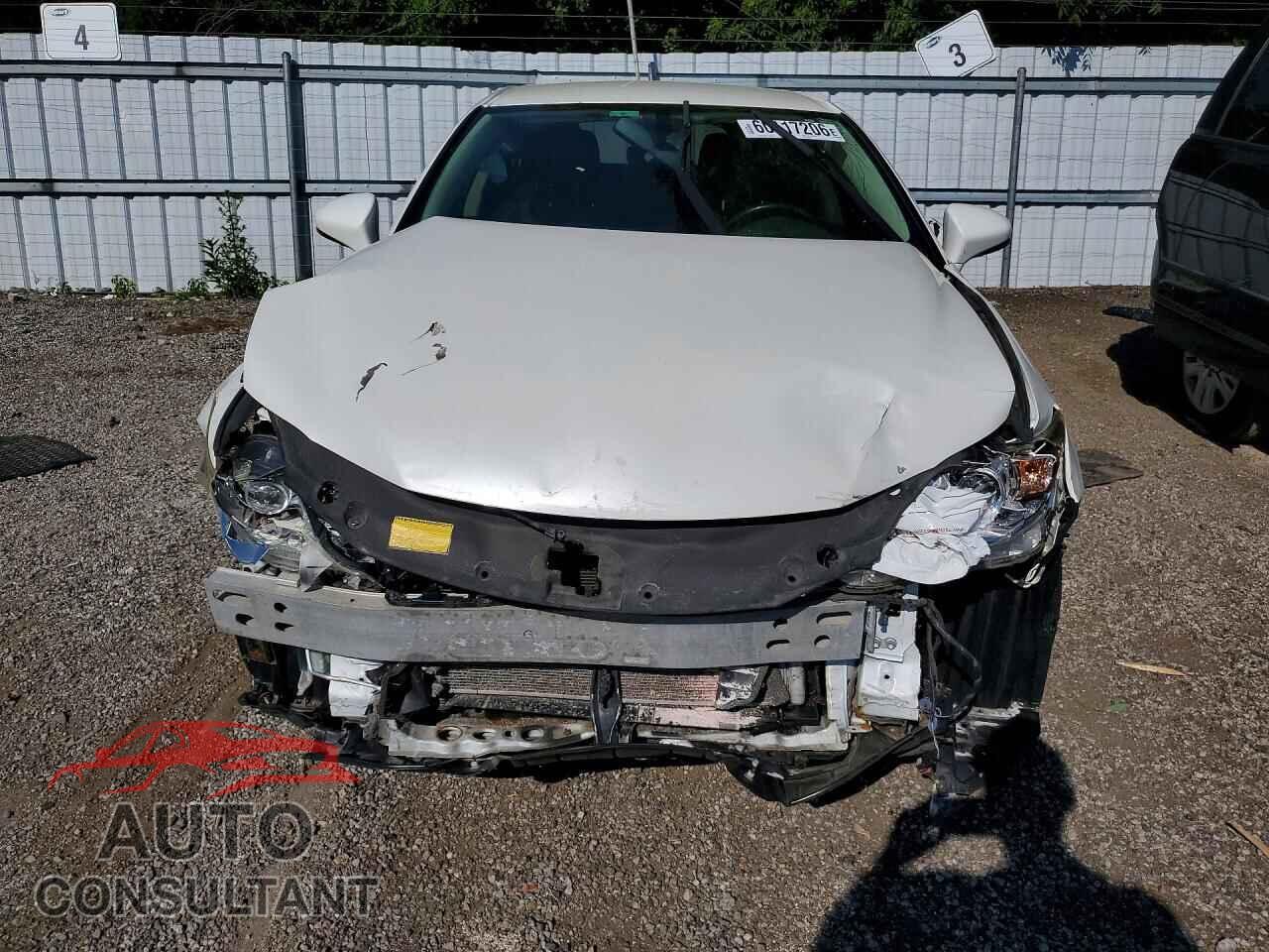 LEXUS CT 200 2014 - JTHKD5BH8E2182098