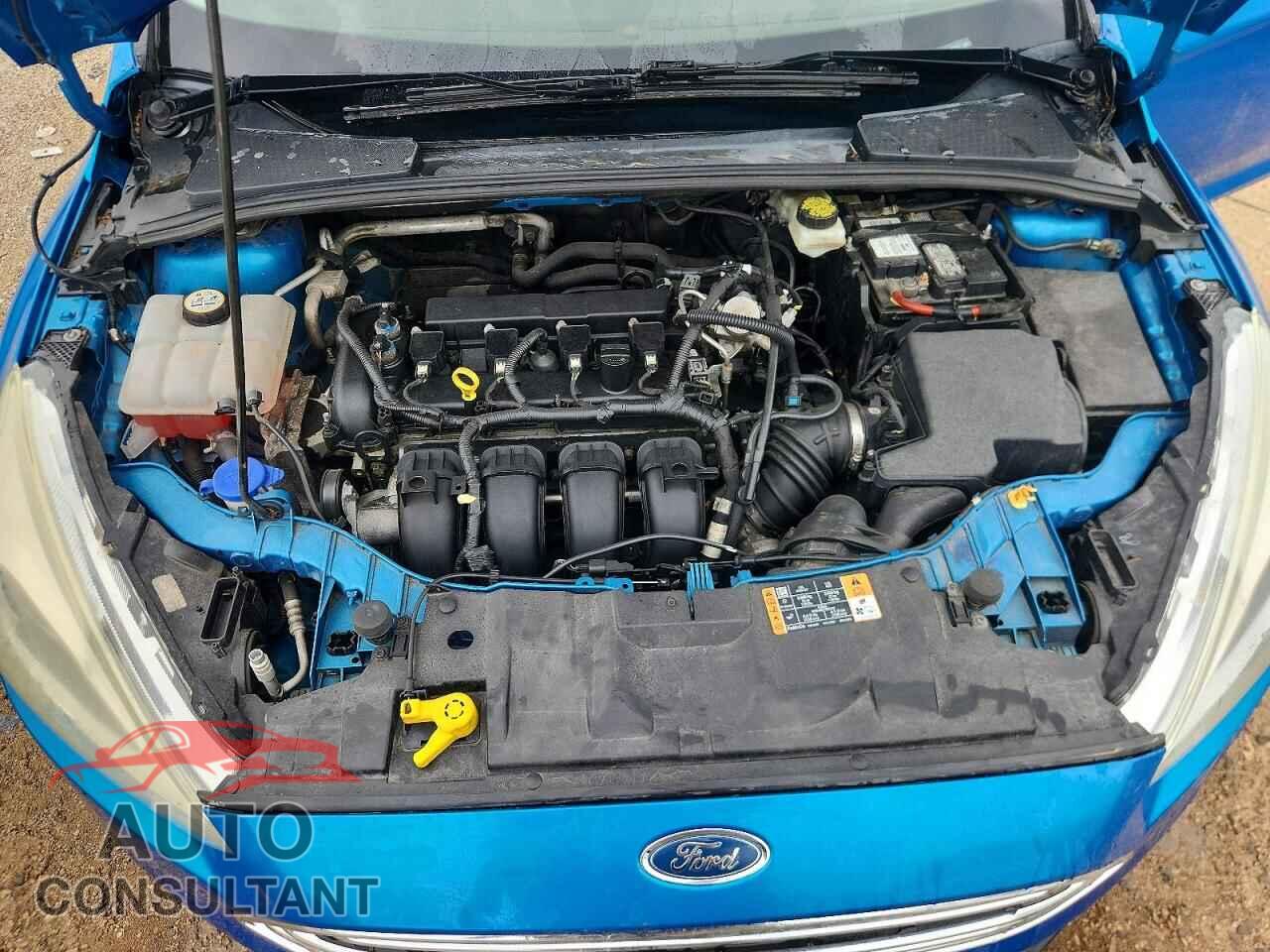 FORD FOCUS 2017 - 1FADP3J23HL205312