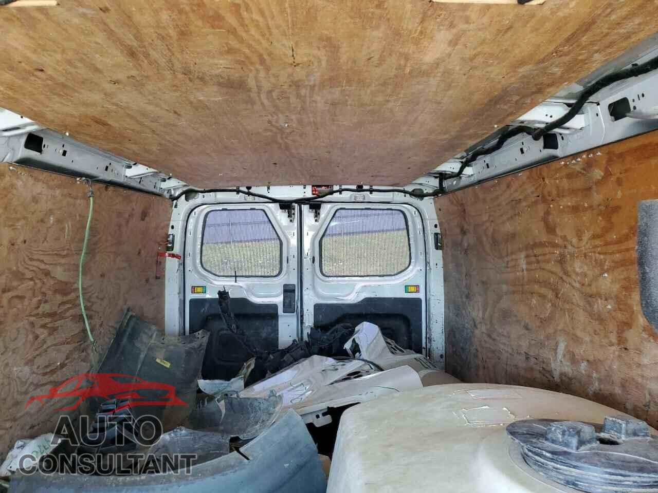 FORD TRANSIT 2018 - 1FTYR2YMXJKB01631