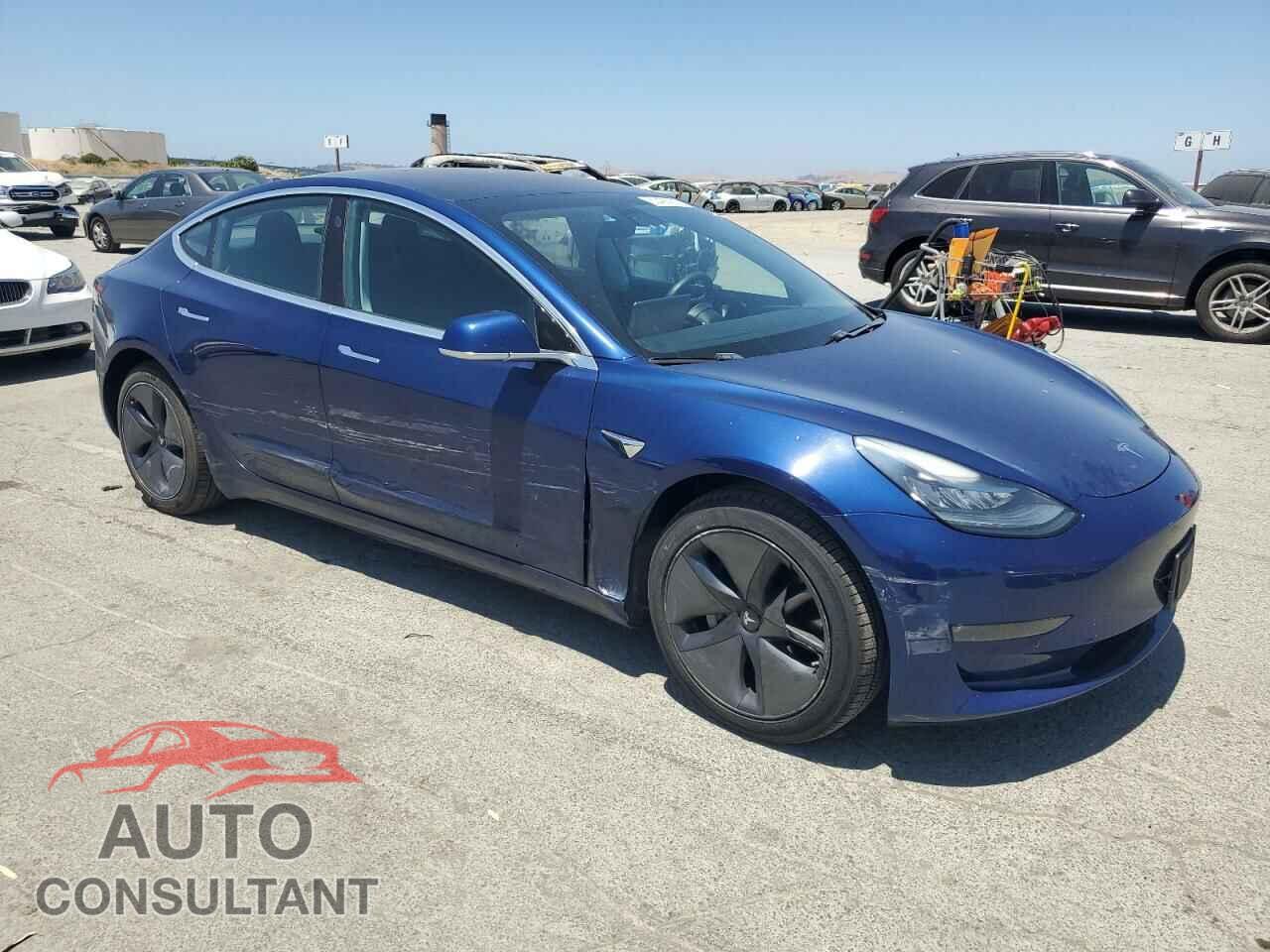 TESLA MODEL 3 2018 - 5YJ3E1EA6JF038437