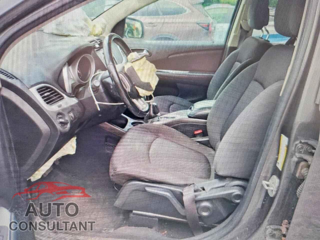 DODGE JOURNEY 2017 - 3C4PDCAB9HT695534
