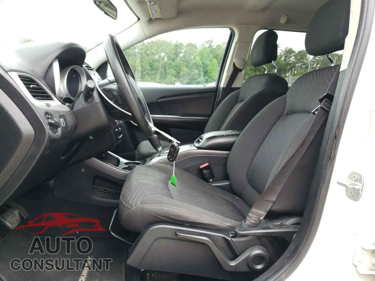 DODGE JOURNEY 2017 - 3C4PDCABXHT559011