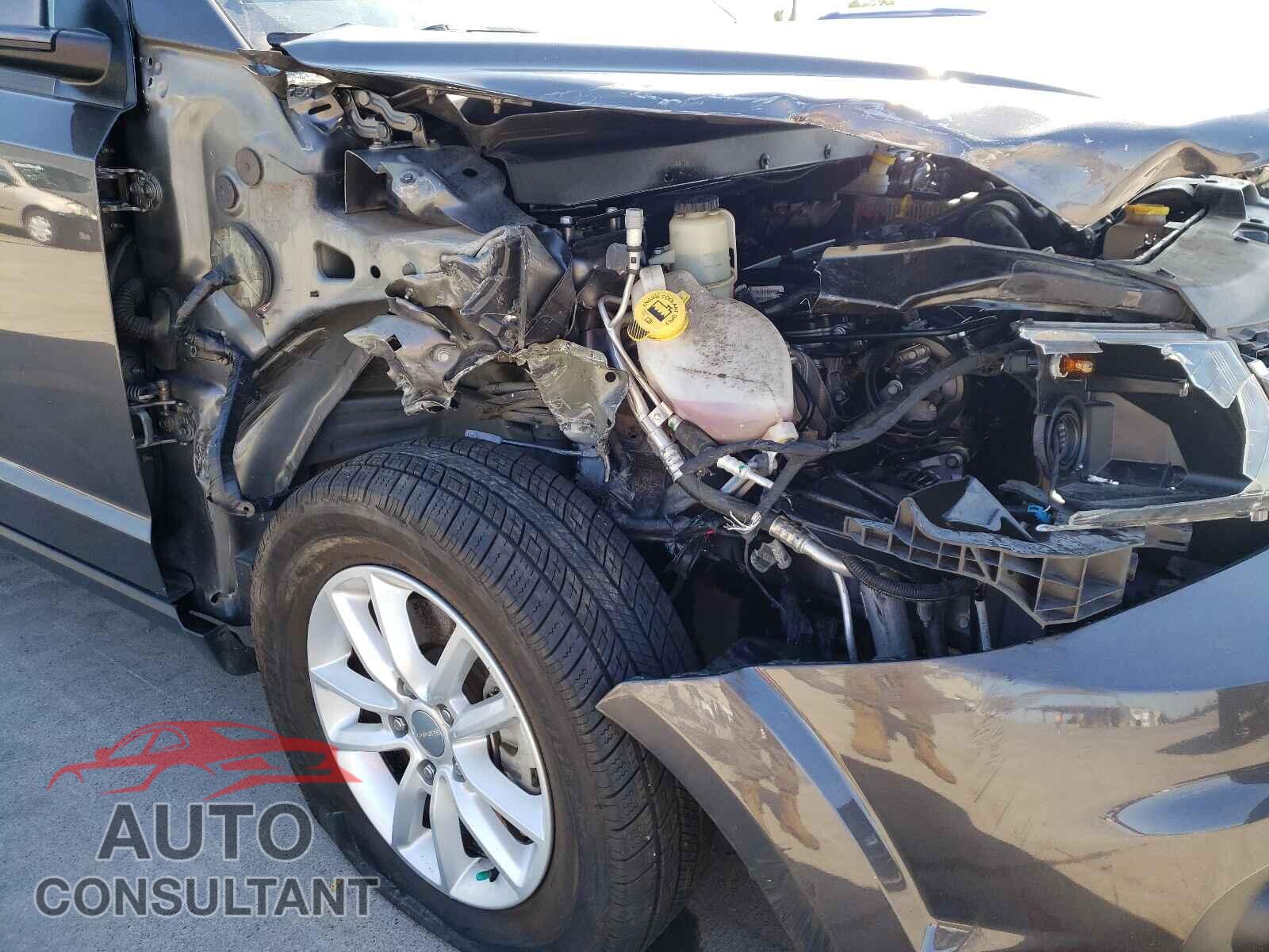 DODGE JOURNEY 2017 - 3C4PDCBB3HT612341
