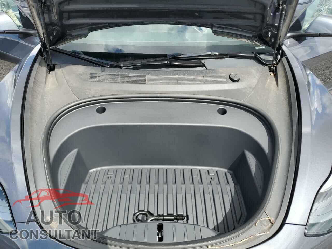 TESLA MODEL 3 2023 - 5YJ3E1EA7PF672543