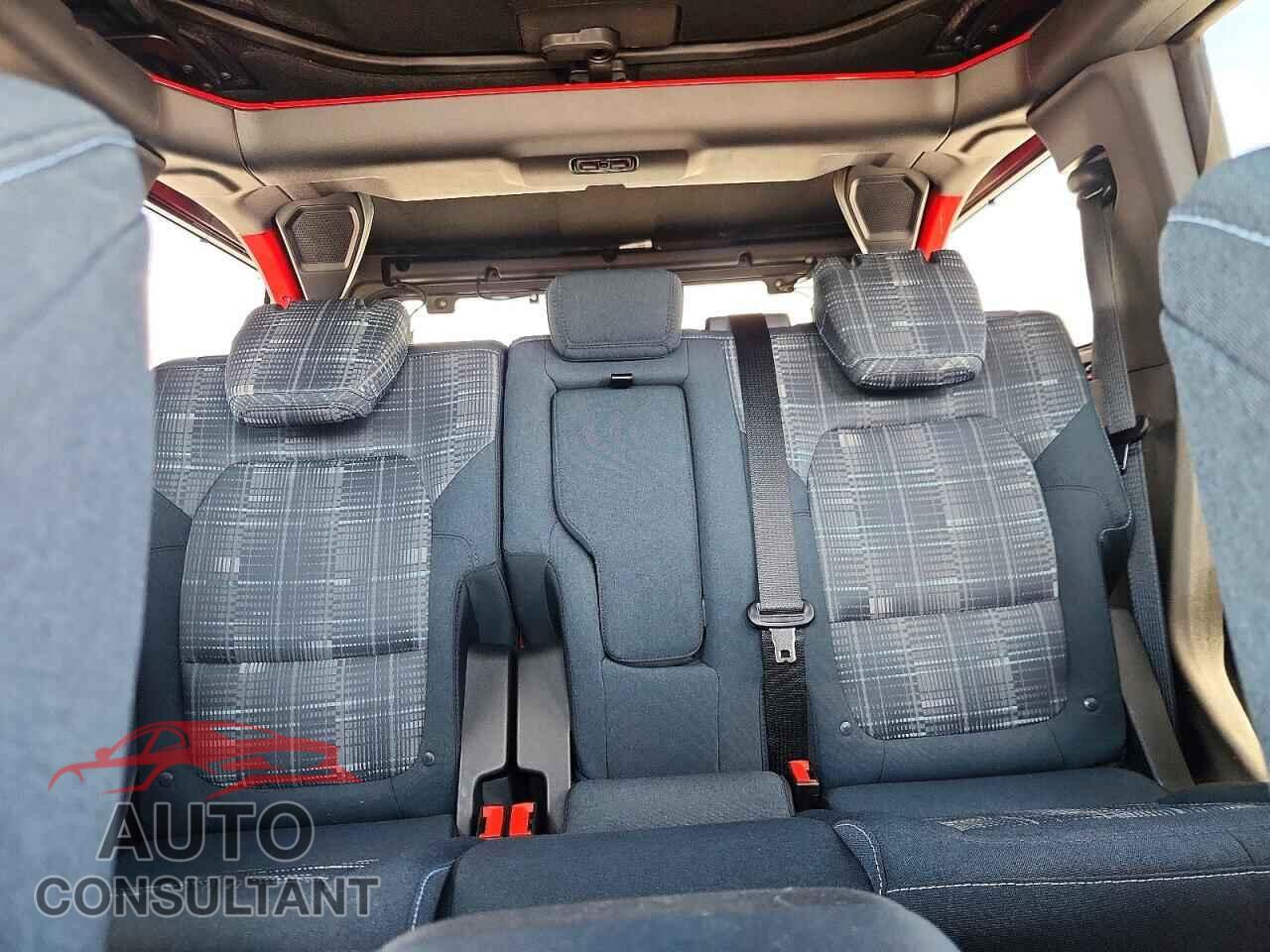 FORD BRONCO 2024 - 1FMEE4DP2RLA02376