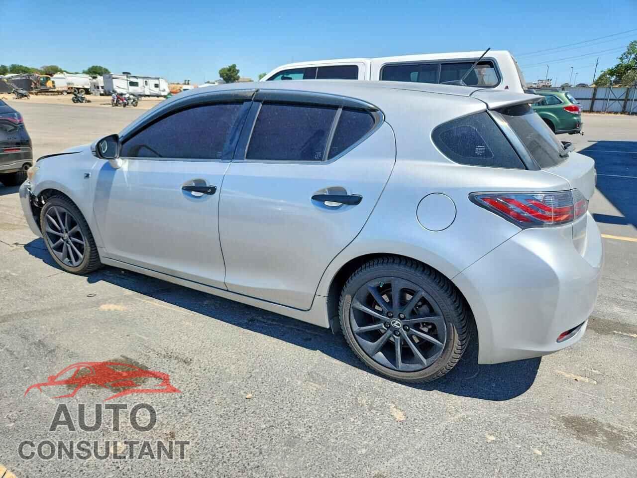 LEXUS CT 200 2013 - JTHKD5BH1D2129029