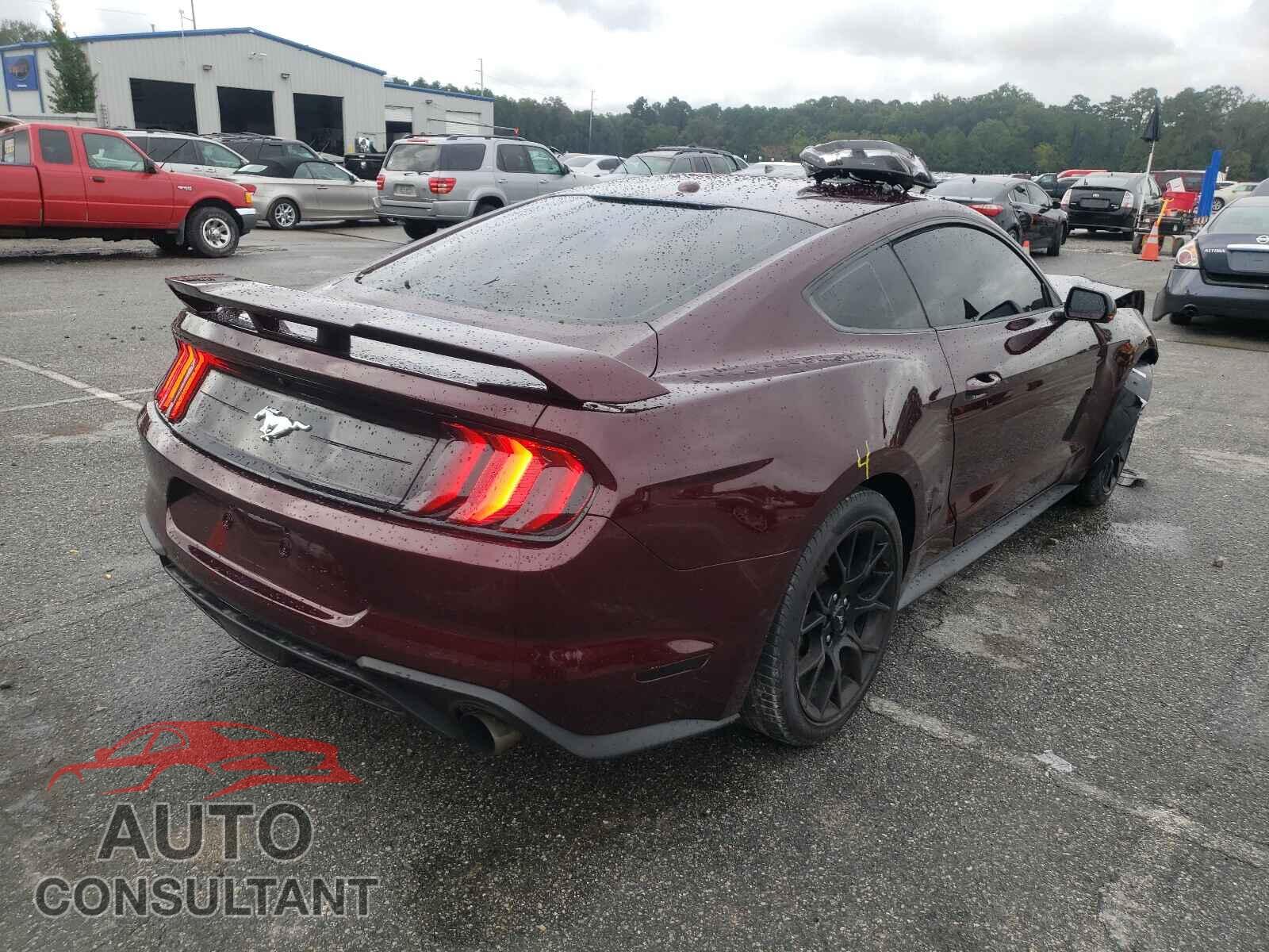 FORD MUSTANG 2018 - 1FA6P8TH8J5116868