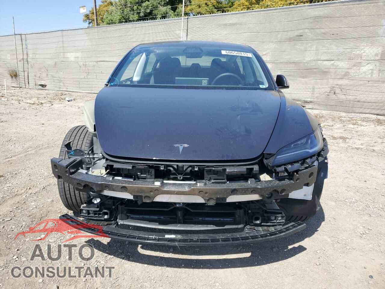 TESLA MODEL 3 2025 - 5YJ3E1EA5SF876184