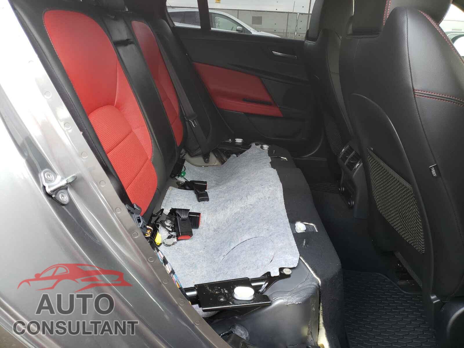 JAGUAR XE 2017 - SAJAF4BV2HA967090