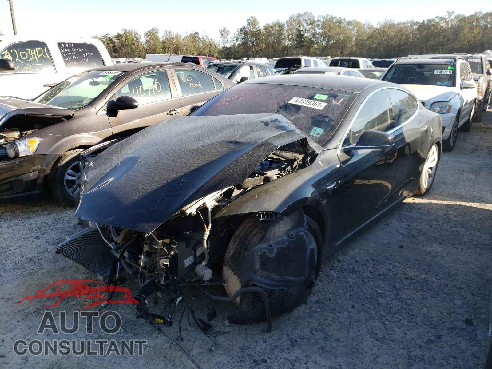 TESLA MODEL S 2019 - 5YJSA1E28KF335078