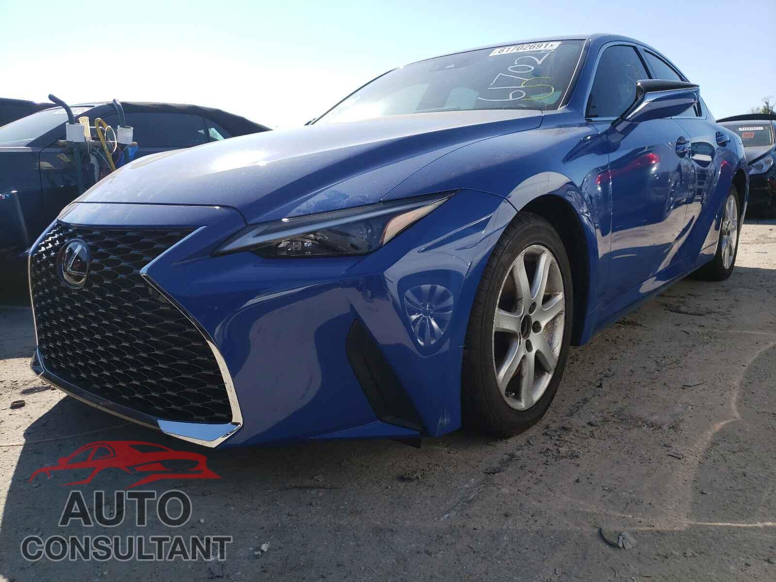 LEXUS IS 2021 - JTHCA1D22M5113287