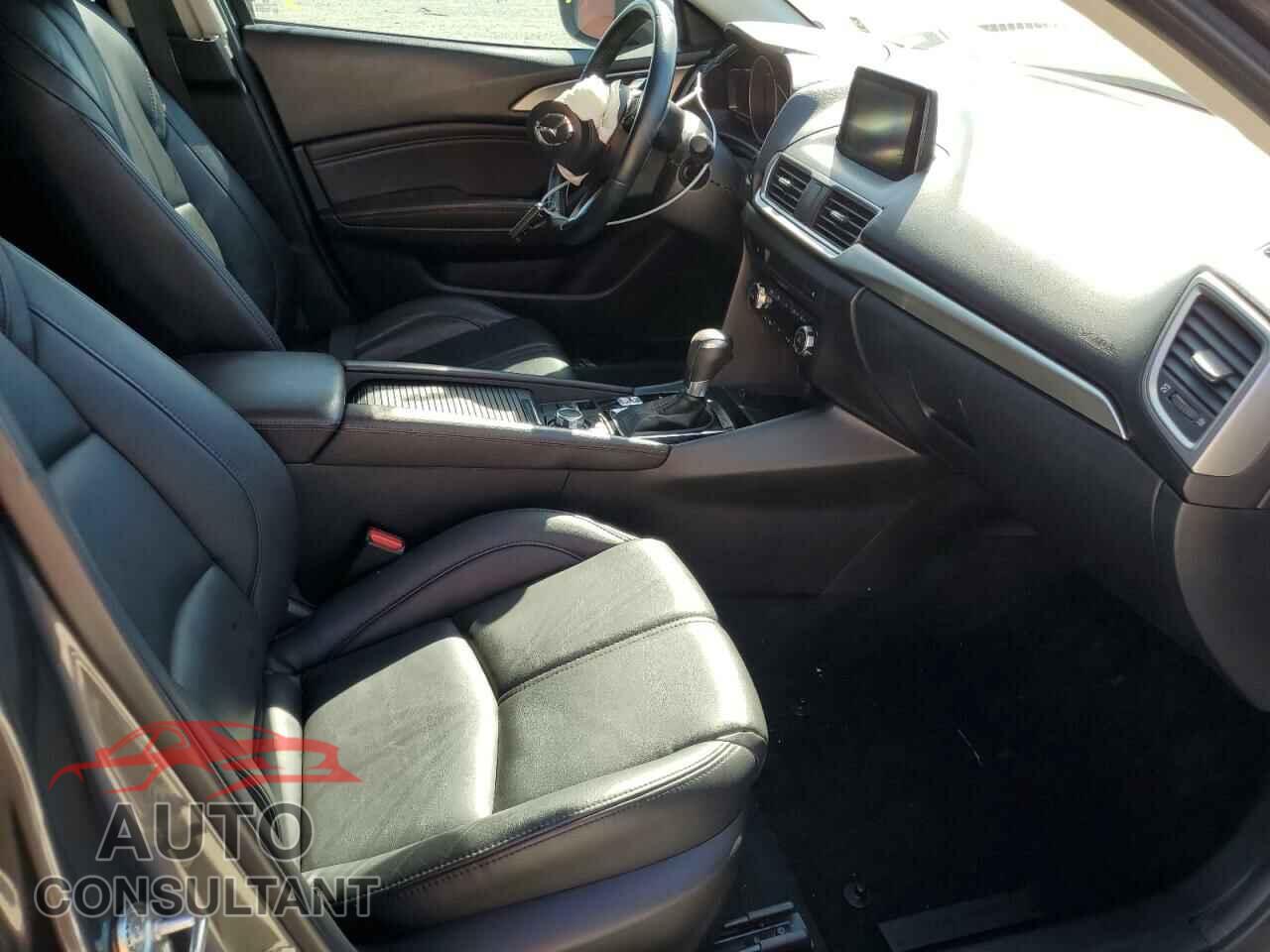 MAZDA 3 2017 - 3MZBN1L79HM148047