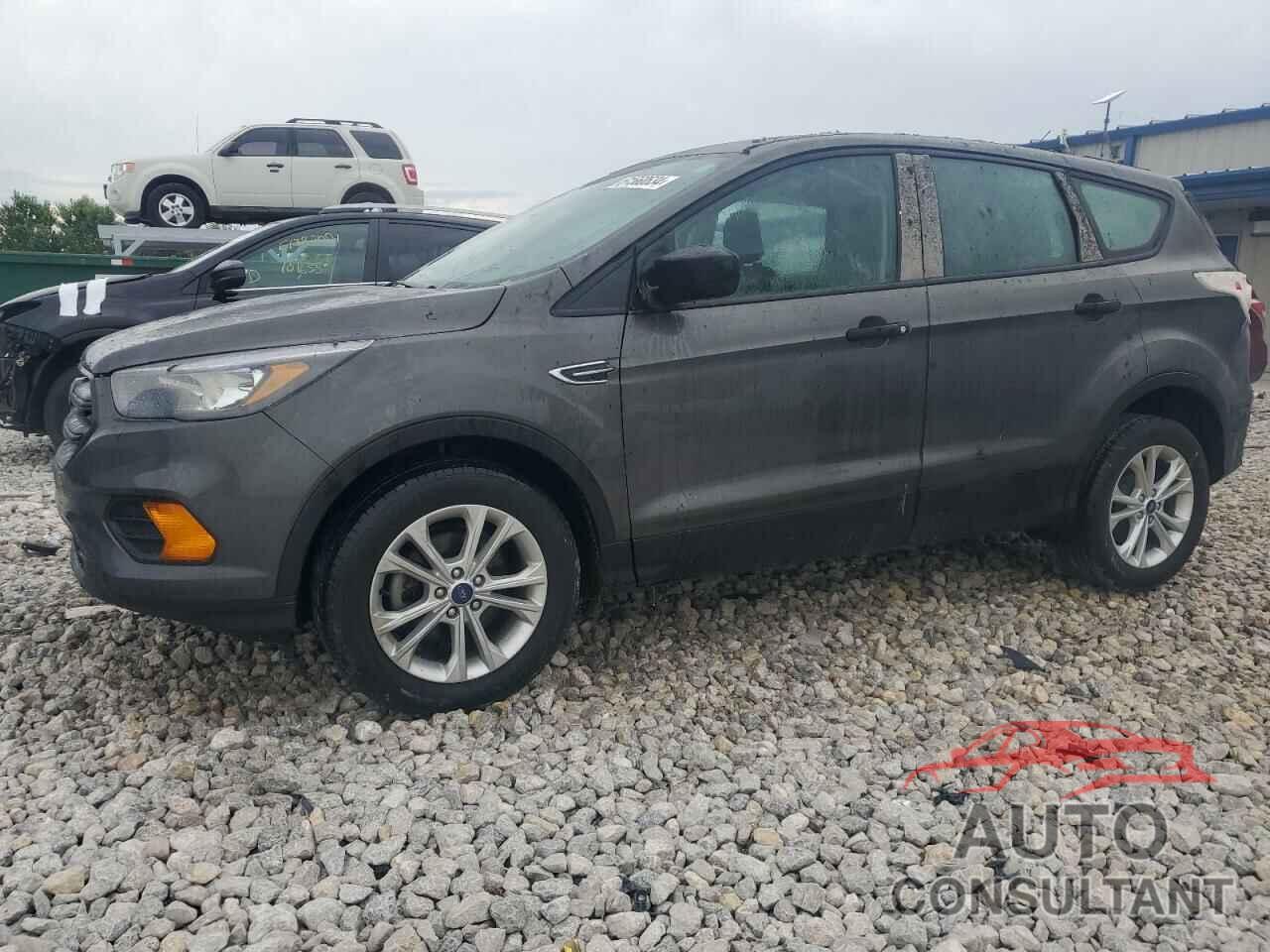 FORD ESCAPE 2018 - 1FMCU0F72JUC75557