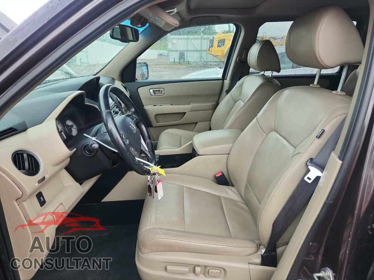 HONDA PILOT 2013 - 5FNYF4H50DB080934