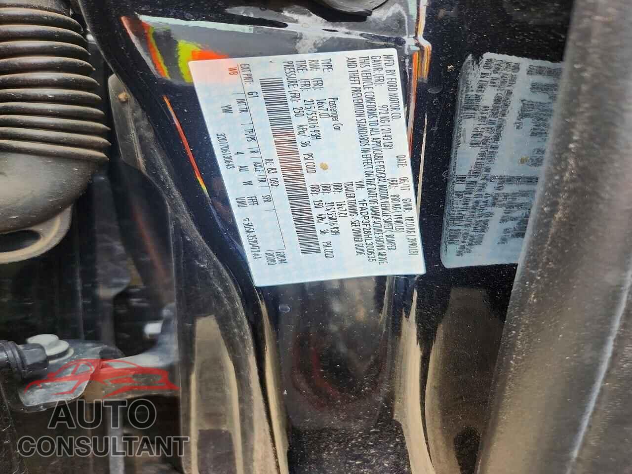FORD FOCUS 2017 - 1FADP3F28HL300635
