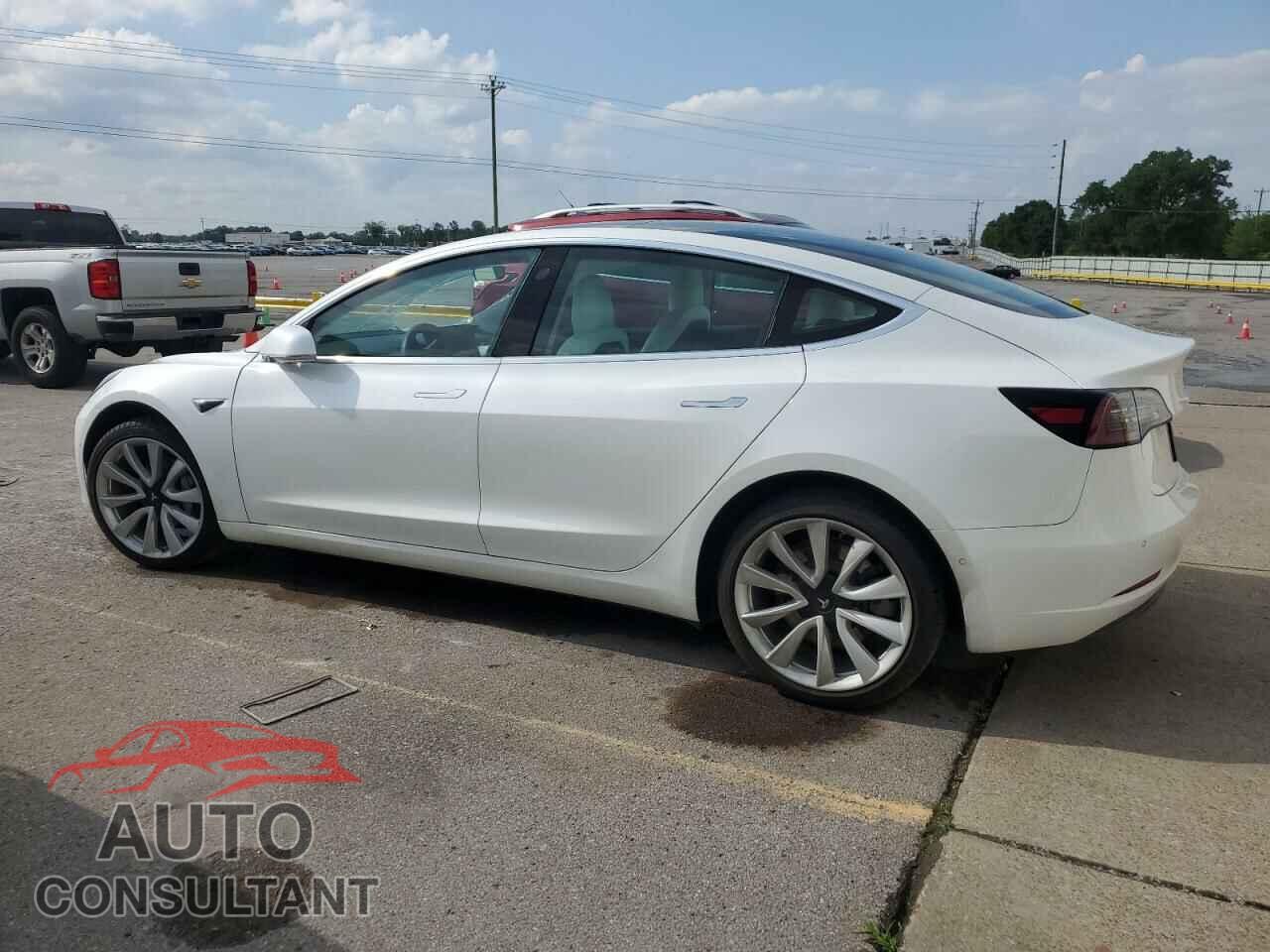 TESLA MODEL 3 2019 - 5YJ3E1EA8KF486793