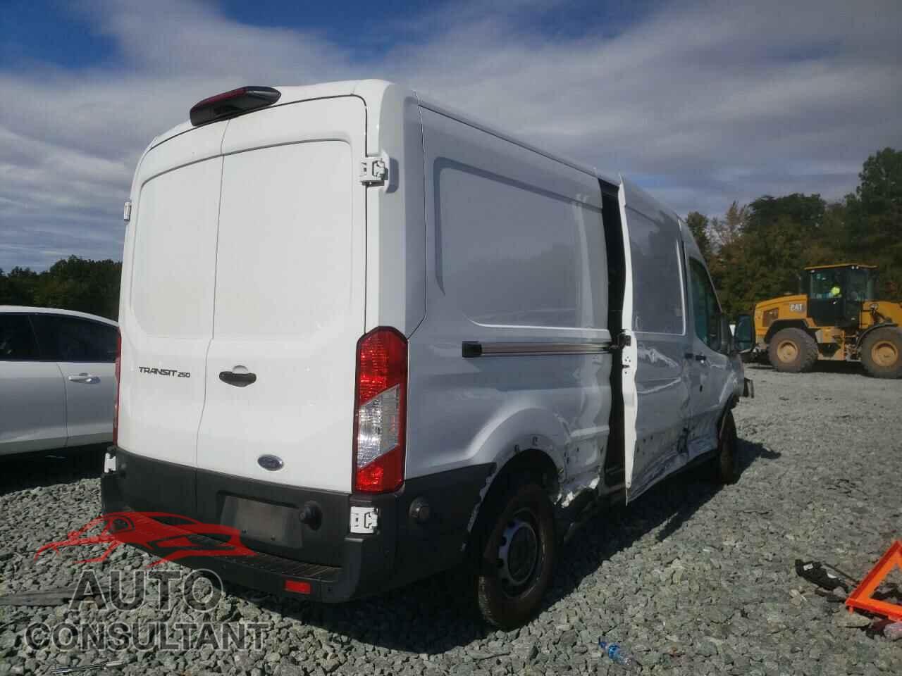 FORD TRANSIT 2019 - 1FTYR2CM1KKA04276