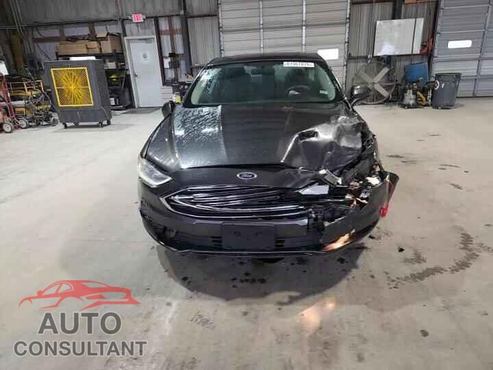 FORD FUSION 2017 - 3FA6P0H76HR415879